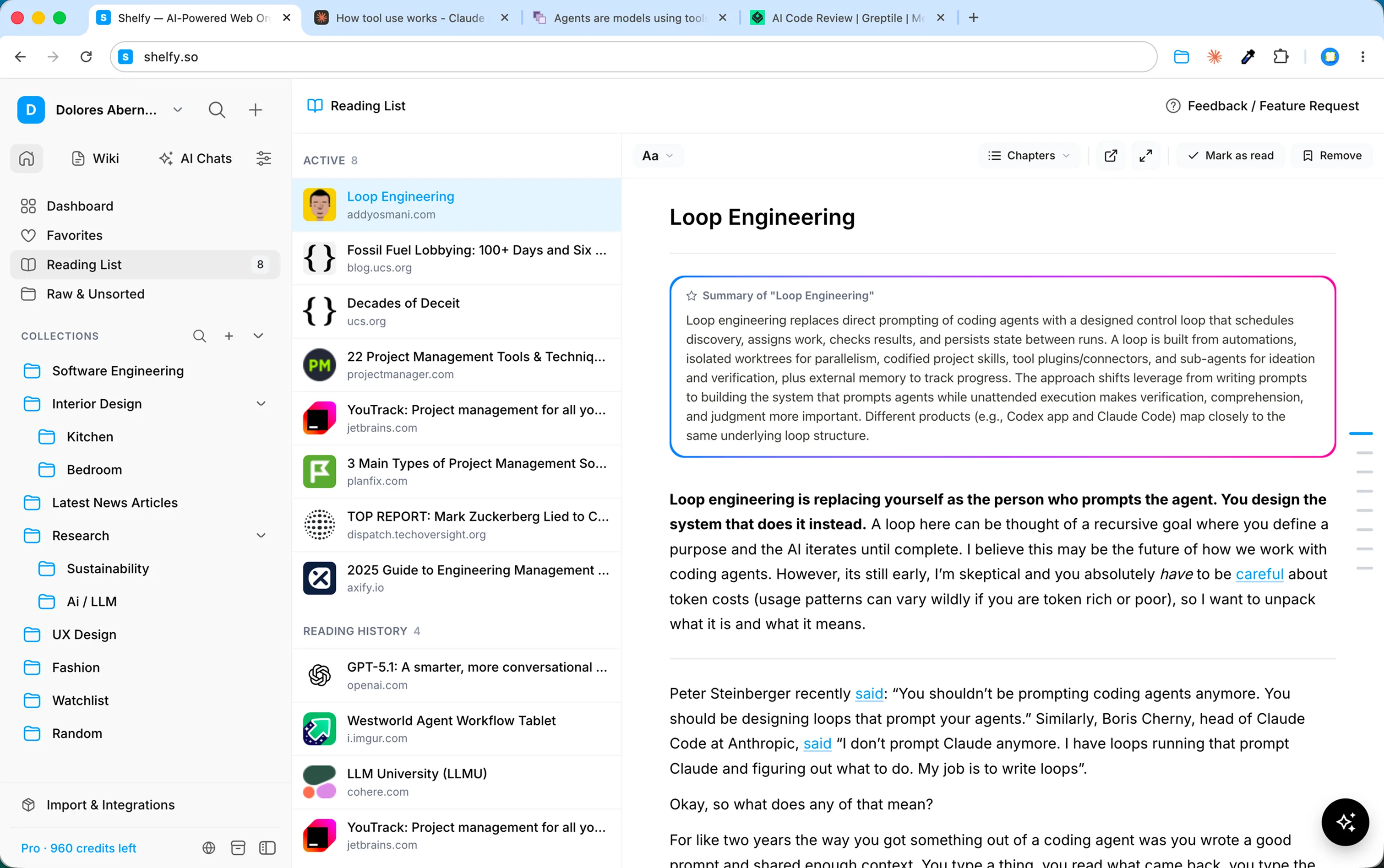 Shelfy distraction-free reading mode showing a clean article view with the reading list beside it